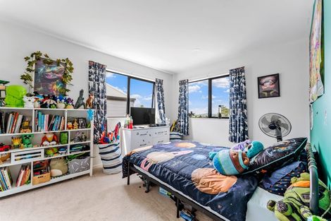 Photo of property in 49 Kea Road, Silverdale, 0932