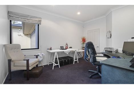 Photo of property in 1 Gleaming Place, Waiuku, 2123