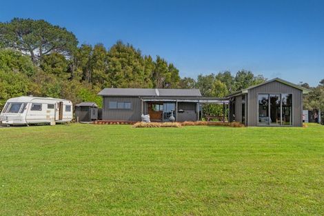 Photo of property in 106a Horongaherehere Row, Te Rerenga, Coromandel, 3582