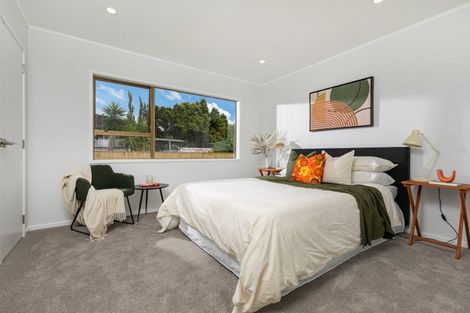 Photo of property in 561 Swanson Road, Ranui, Auckland, 0612