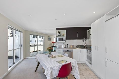 Photo of property in Columbia Apartments, 25/30 Cuba Street, Te Aro, Wellington, 6011