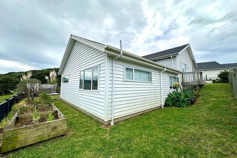 Photo of property in 9 Kaipuke Crescent, Gulf Harbour, Whangaparaoa, 0930