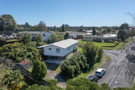 Photo of property in 2 Grosmont Terrace, Brookfield, Tauranga, 3110