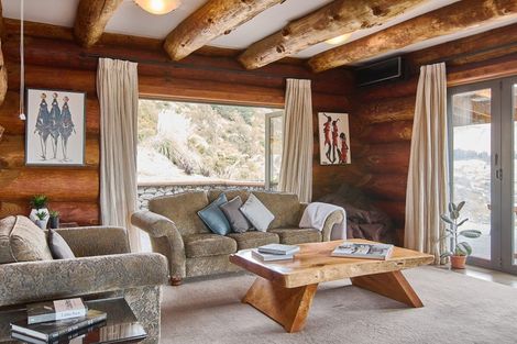 Photo of property in 5 Lapwing Lane, Mount Pleasant, Christchurch, 8081