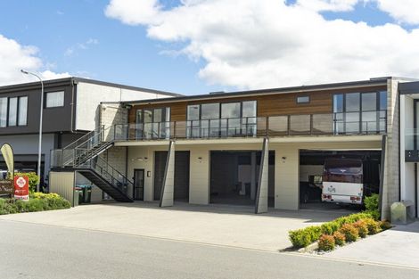 Photo of property in 16 Silverstone Drive, Cromwell, 9384