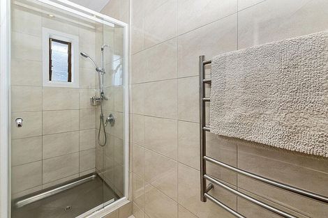 Photo of property in 133 Tiroroa Avenue, Te Atatu South, Auckland, 0610