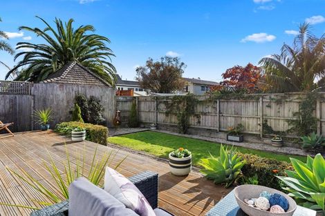 Photo of property in 55a Oceanview Road, Mount Maunganui, 3116
