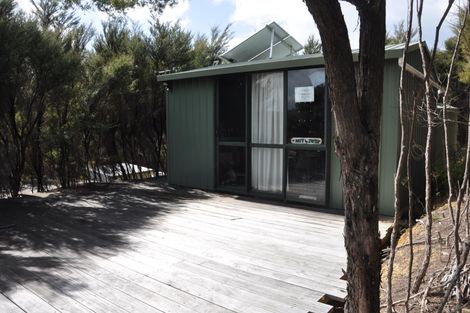 Photo of property in 11 Edith Ridge Road, Kawau Island, 0920