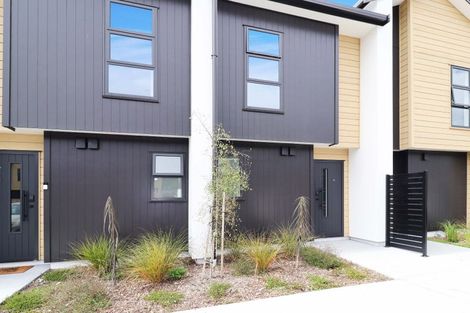 Photo of property in 14 Te Ara O Papatahi, Wainuiomata, Lower Hutt, 5014