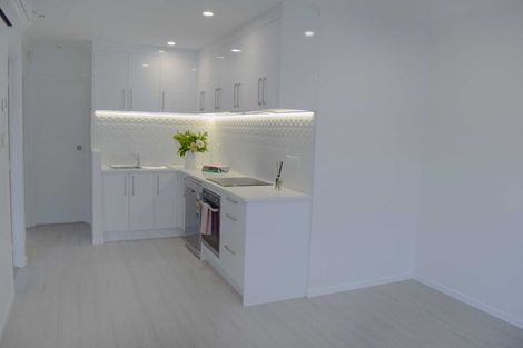 Photo of property in 4/36 Atkin Avenue, Mission Bay, Auckland, 1071