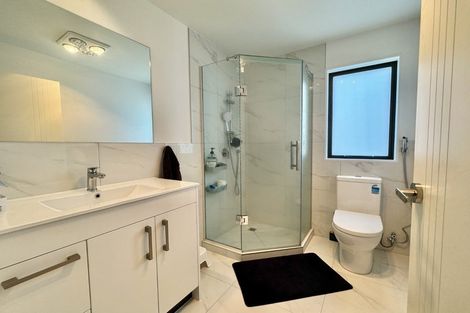 Photo of property in 38 Parahau Road, Papakura, 2110