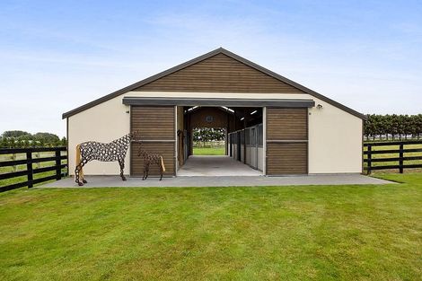 Photo of property in 17 Lower Duthie Road, Kapuni, Hawera, 4675