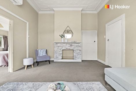 Photo of property in 385 South Road, Caversham, Dunedin, 9012