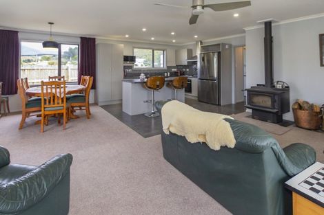Photo of property in 70 Gordon Street, Kurow, 9435