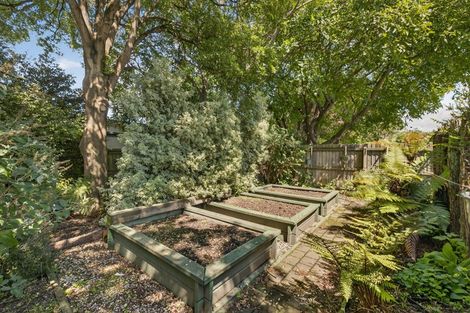 Photo of property in 11 Bevington Street, Avonhead, Christchurch, 8042
