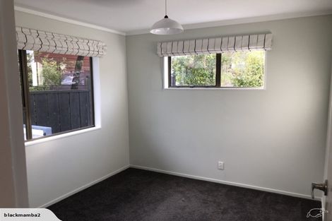 Photo of property in 17b Govind Grove, Ngaio, Wellington, 6035