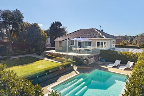 Photo of property in 1 Cassino Street, Bayswater, Auckland, 0622