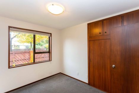 Photo of property in 2/1 Braco Place, Burnside, Christchurch, 8041