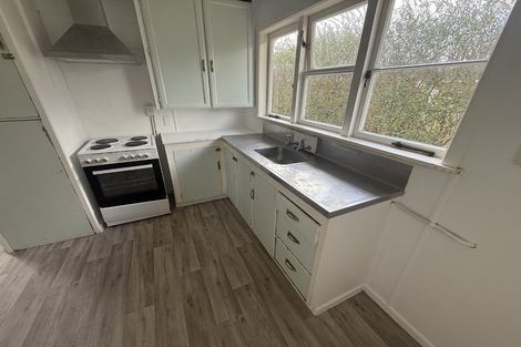 Photo of property in 54 Muir Avenue, Mangere Bridge, Auckland, 2022