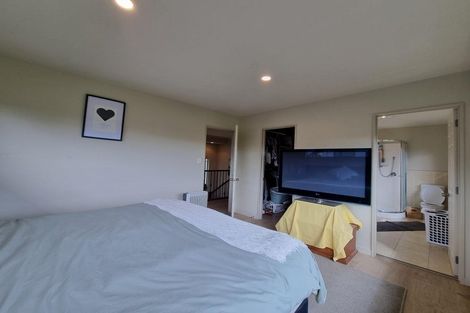 Photo of property in 15 Meteor Place, Schnapper Rock, Auckland, 0632