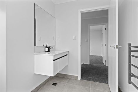 Photo of property in 1/54 Wellington Street, Howick, Auckland, 2014