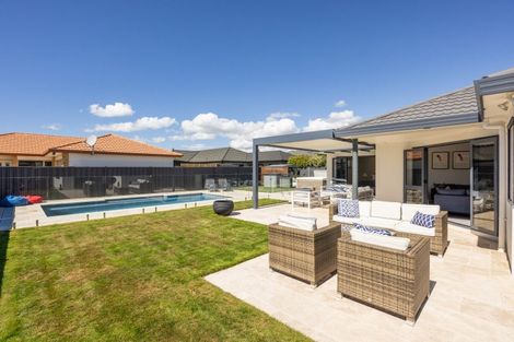 Photo of property in 9 Forbury Way, Taradale, Napier, 4112