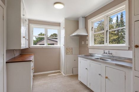 Photo of property in 7 Hooker Avenue, Bryndwr, Christchurch, 8053