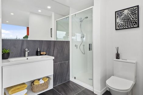 Photo of property in 1/130 Richmond Street, Petone, Lower Hutt, 5012