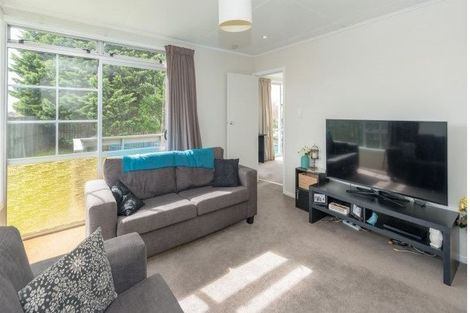 Photo of property in 46 Morrow Avenue, St Andrews, Hamilton, 3200