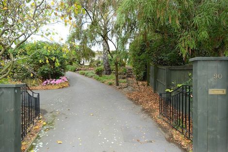 Photo of property in 90 Palatine Terrace, Saint Martins, Christchurch, 8022