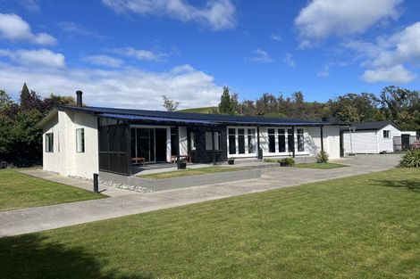 Photo of property in 249 Pukeuri-oamaru Road, Pukeuri, Oamaru, 9493