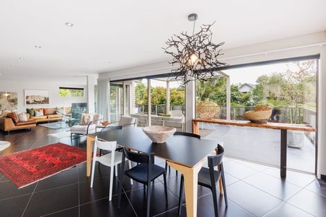 Photo of property in 25 Trent Avenue, Hokowhitu, Palmerston North, 4410