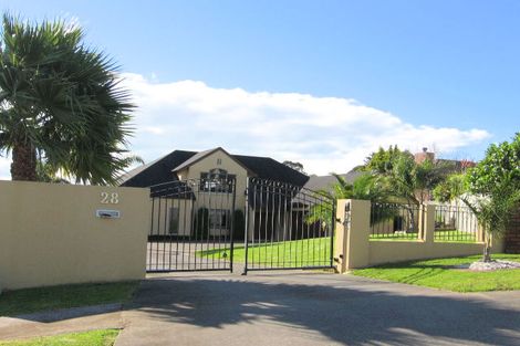 Photo of property in 28 Anaheim Boulevard, Shamrock Park, Auckland, 2016