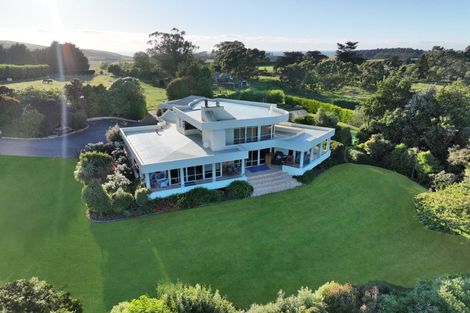 Photo of property in 174 Awamoa Road, Holmes Hill, Oamaru, 9492