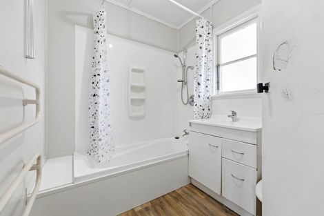 Photo of property in 22 Clyde Street, Tokoroa, 3420