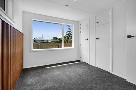 Photo of property in 35 Dorset Street, Opunake, 4616