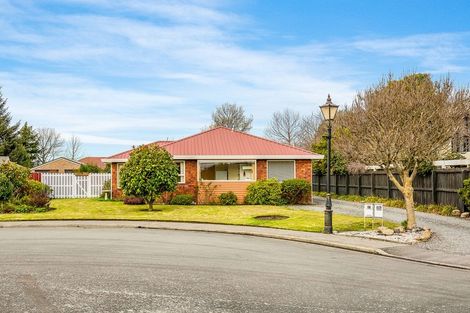 Photo of property in 15 Windsor Court, Rangiora, 7400