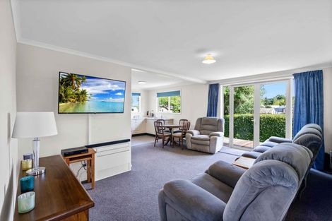 Photo of property in 42 Newburn Street, Waikaia, 9778