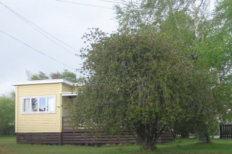 Photo of property in 10 Parata Street, Two Mile Bay, Taupo, 3330