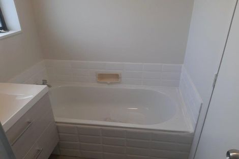 Photo of property in 1/162 Highsted Road, Casebrook, Christchurch, 8051