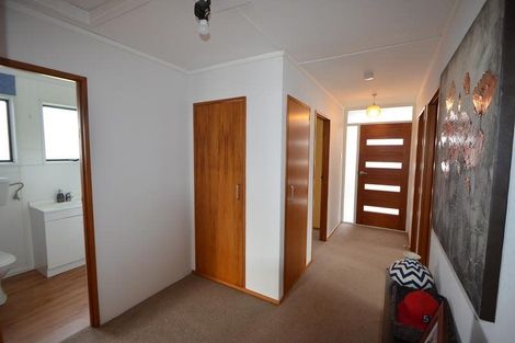 Photo of property in 10 Linrosa Place, Cromwell, 9310