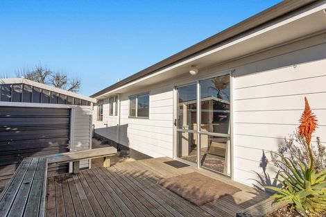 Photo of property in 35 Puriri Crescent, Edgecumbe, 3120