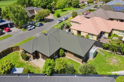 Photo of property in 6 Shenley Drive, Belfast, Christchurch, 8051