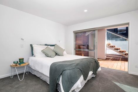 Photo of property in 88 Marine Parade, Mount Maunganui, 3116