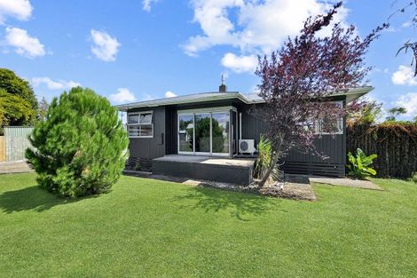 Photo of property in 9 Charles Road, Hannahs Bay, Rotorua, 3010