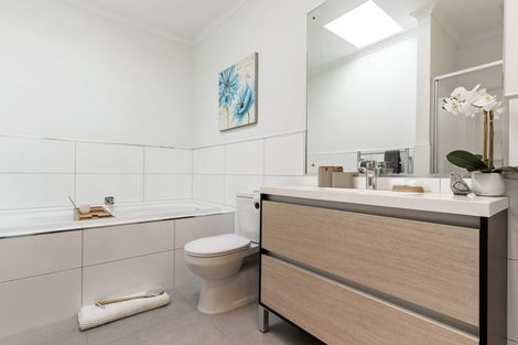 Photo of property in 10 Tyler Davies Drive, Red Beach, 0932