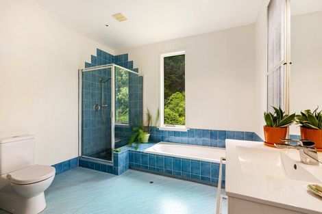 Photo of property in 65 Valley Road, Paraparaumu, 5032