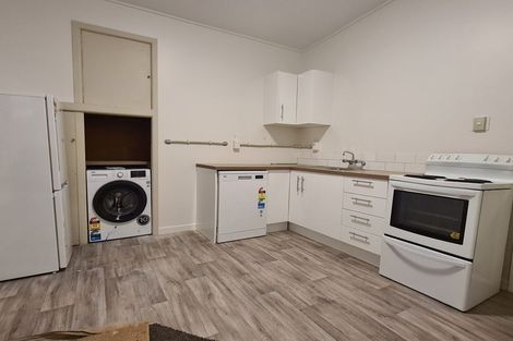 Photo of property in 25 Todman Street, Brooklyn, Wellington, 6021