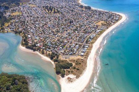 Photo of property in 139 Rangituia Street, Whangamata, 3691