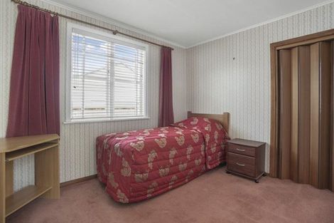 Photo of property in 52 Dover Road, Wainuiomata, Lower Hutt, 5014